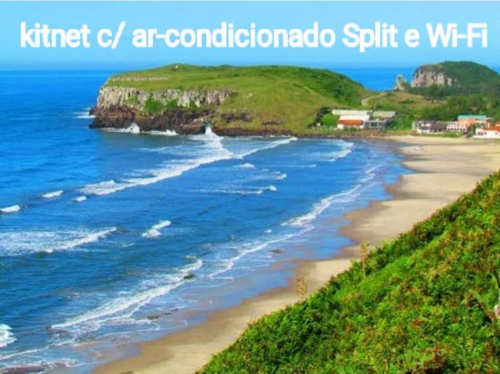 Kitnet S2 Em Torres-Rs - Na Mais Bela Praia Gaucha - Cozinha - Banheiro - Ar Condicionado - Tv Smart 32' - Wi-Fi - Estacionamento - Anfitria Superhost No Bnb Екстериор снимка